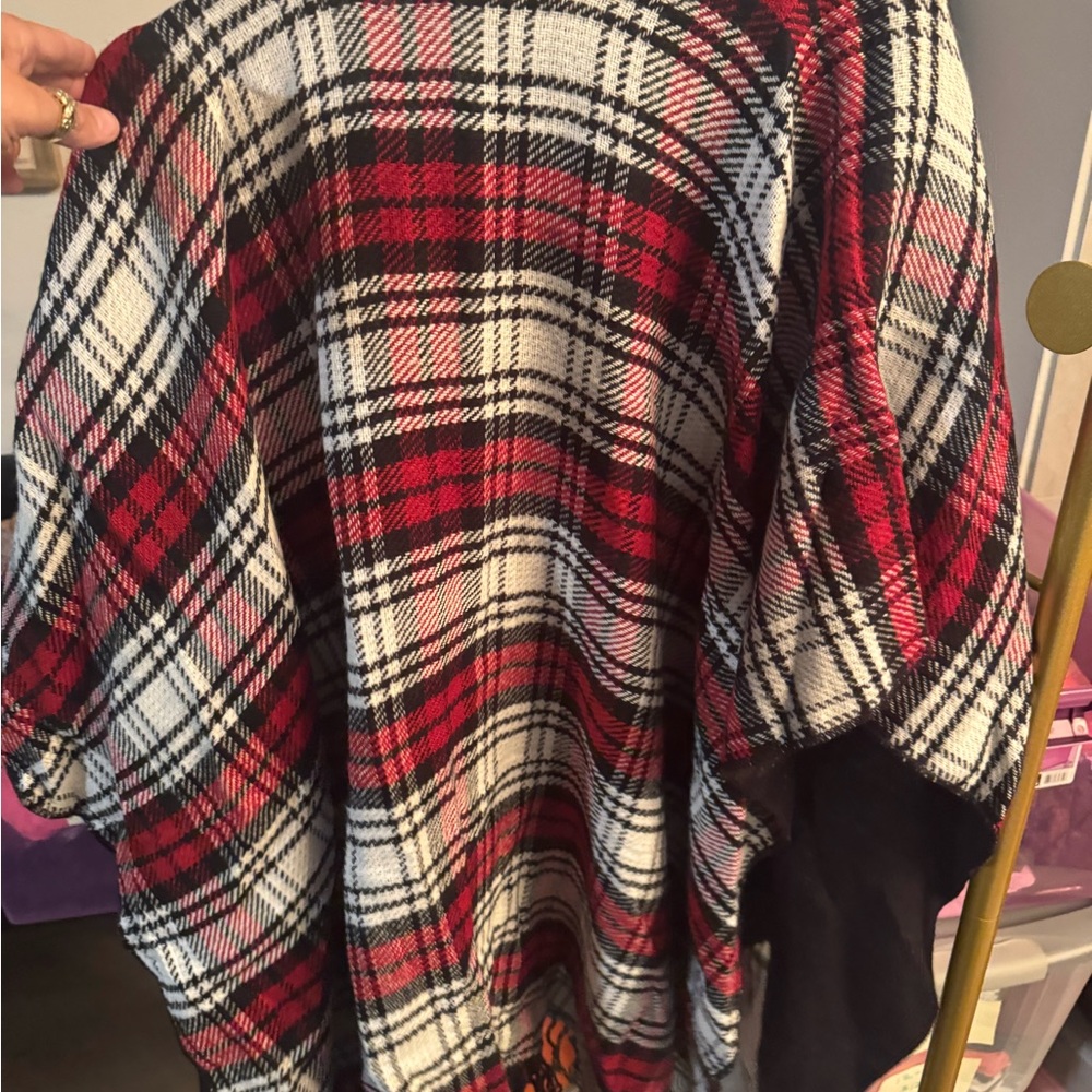 Torrid NWT one size shawl